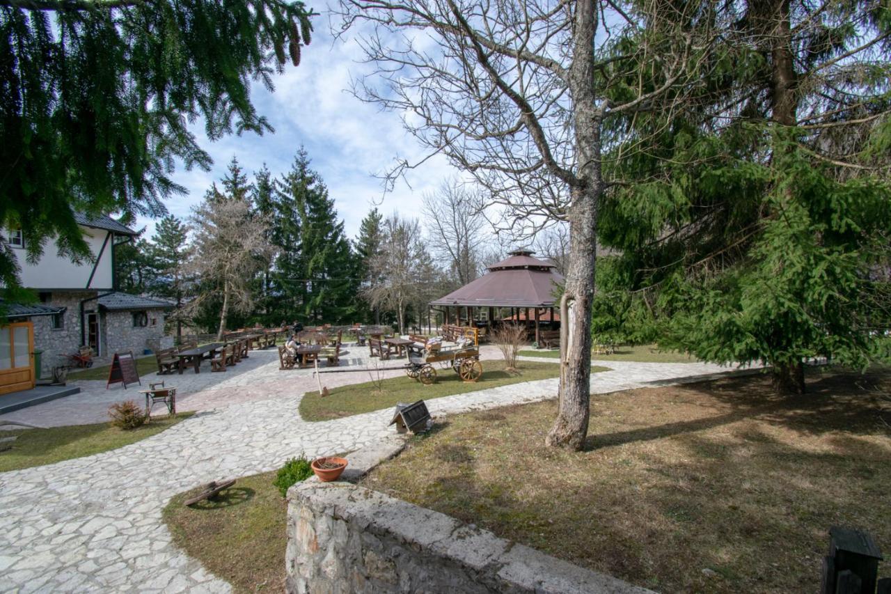 Holiday Park Hajducka Cesma Dubovsko 외부 사진