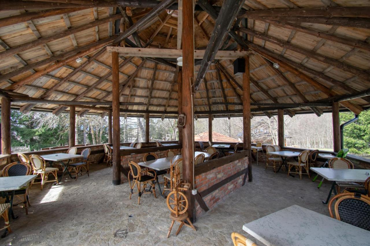 Holiday Park Hajducka Cesma Dubovsko 외부 사진